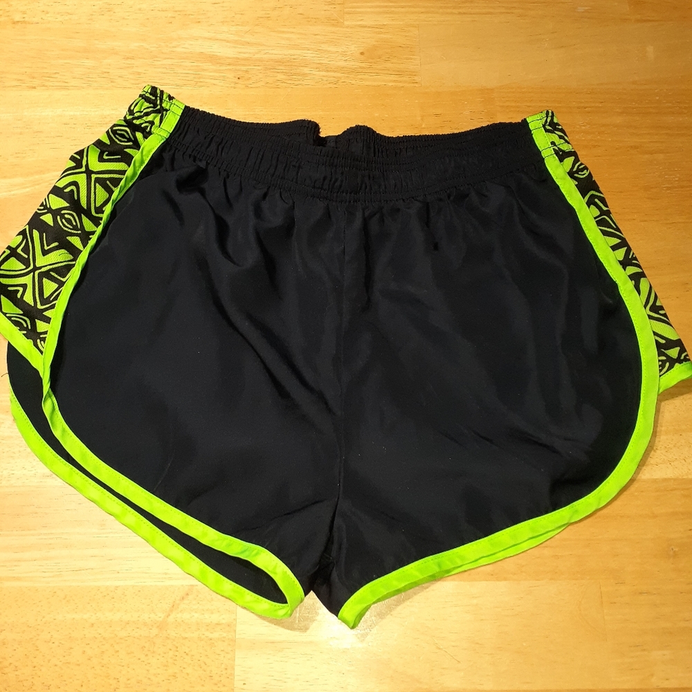 Zone Pro Women's Lg Running Shorts